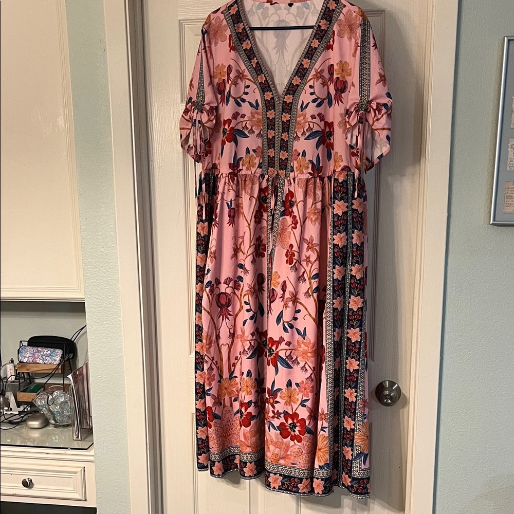 Elegant Pink Floral Midi Dress